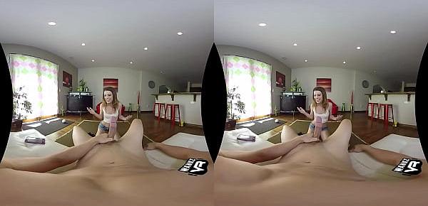  Hot Girl Playing Pokemon Go Gets Fucked! (VR)